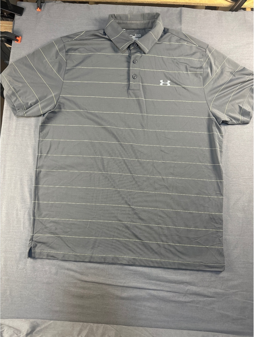 Under Armour Men's Gray and Yellow Striped Polo Shirt Size XL HeatGear Good Cond